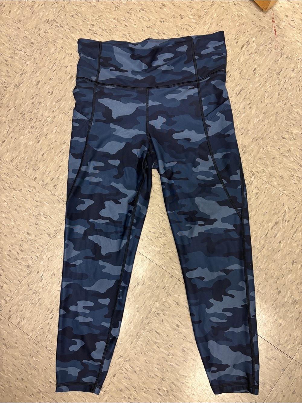GAP Navy Blue Camo High-Waist Leggings - Picture 1 of 2